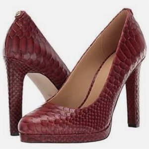 NWOB Michael Kors Burgundy Snakeskin-Textured High Heel Pumps